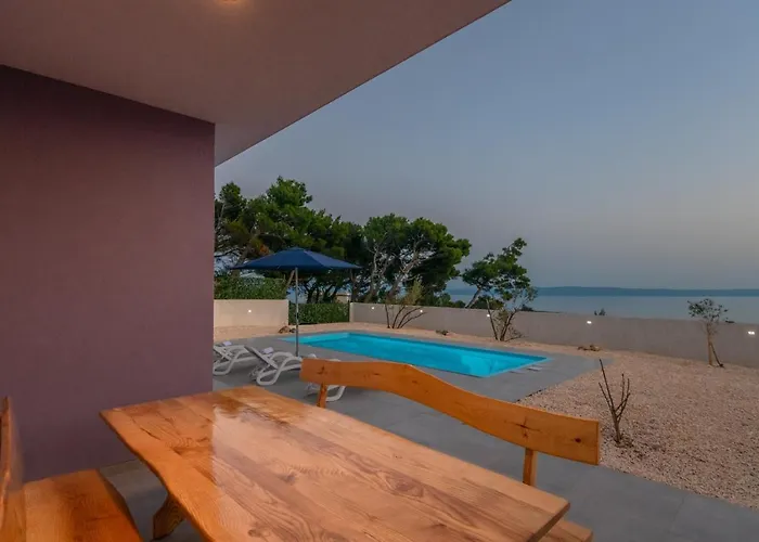 Vis Maris Nyaraló *