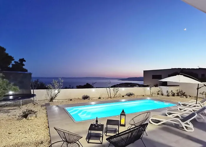 Vis Maris Nyaraló *