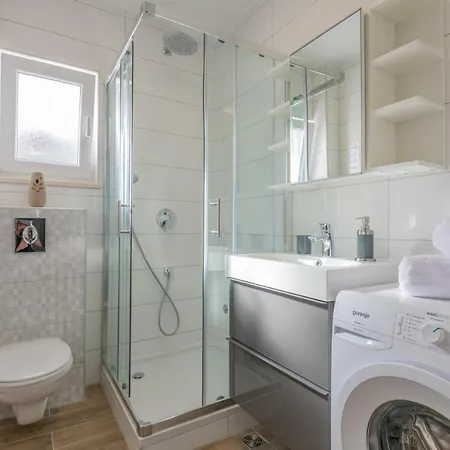 Vis Maris Nyaraló Makarska