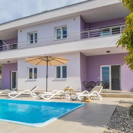 Nyaraló Vis Maris Makarska